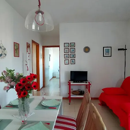 Trilocale Con Giardino E Posto Auto- Cod 504 *