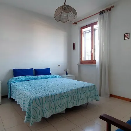 Trilocale Con Giardino E Posto Auto- Cod 504 Σπίτι διακοπών